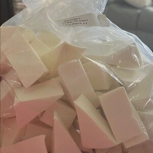 🌸🌸🌸🌸Soft Cream Makeup Sponges